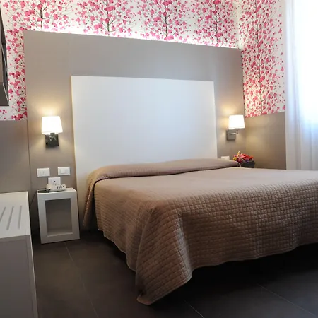 Отель Astoria Равенна