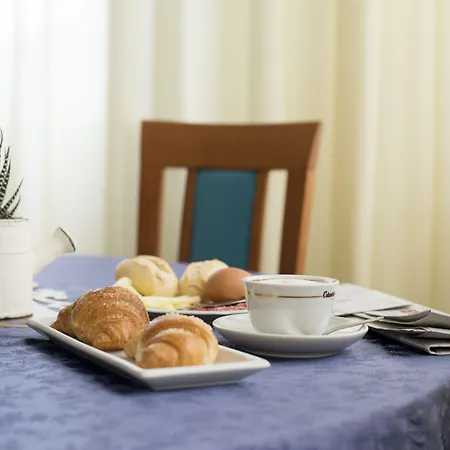 Astoria Отель 3*