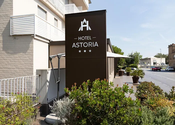 Szálloda Astoria 3*